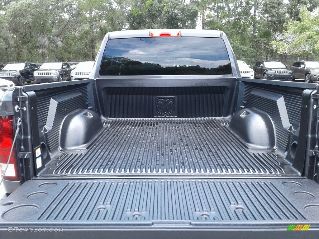 2018 1500 Express Quad Cab 4x4 - Granite Crystal Metallic / Black/Diesel Gray photo #19