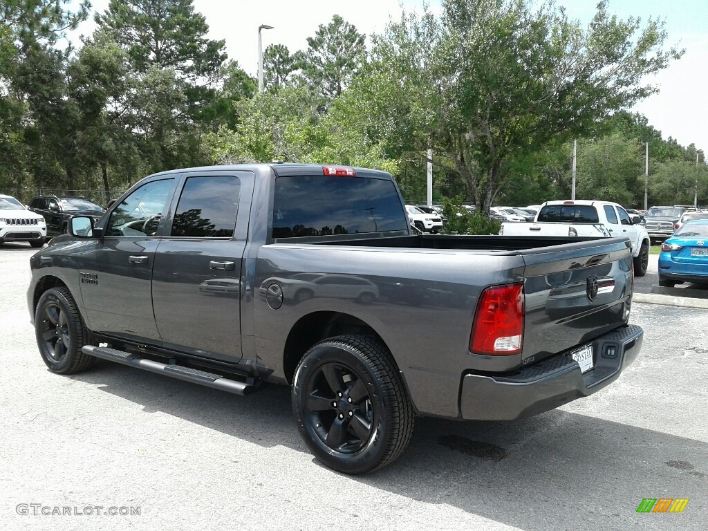 2018 1500 Express Crew Cab - Granite Crystal Metallic / Black/Diesel Gray photo #3