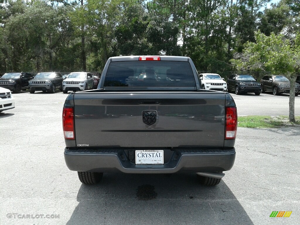 2018 1500 Express Crew Cab - Granite Crystal Metallic / Black/Diesel Gray photo #4