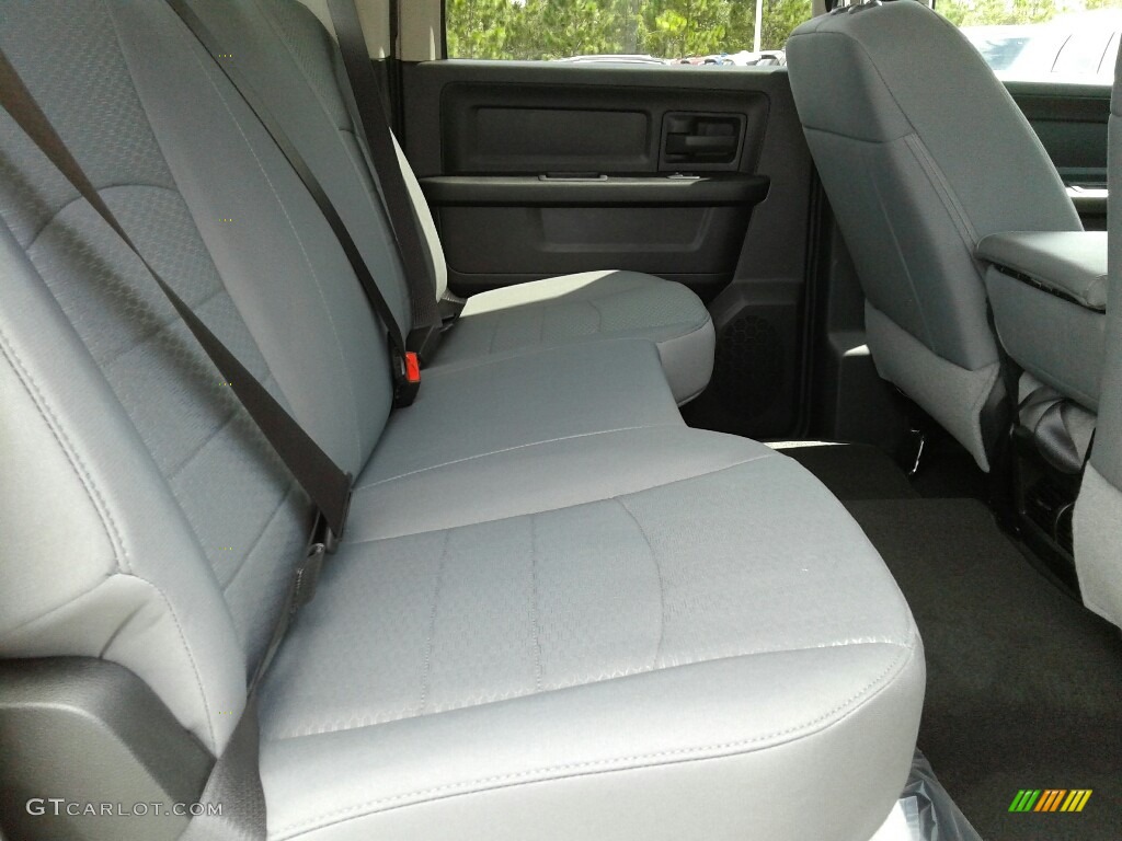 2018 1500 Express Crew Cab - Granite Crystal Metallic / Black/Diesel Gray photo #11