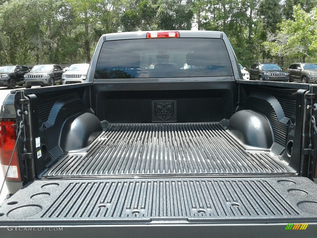 2018 1500 Express Crew Cab - Granite Crystal Metallic / Black/Diesel Gray photo #19