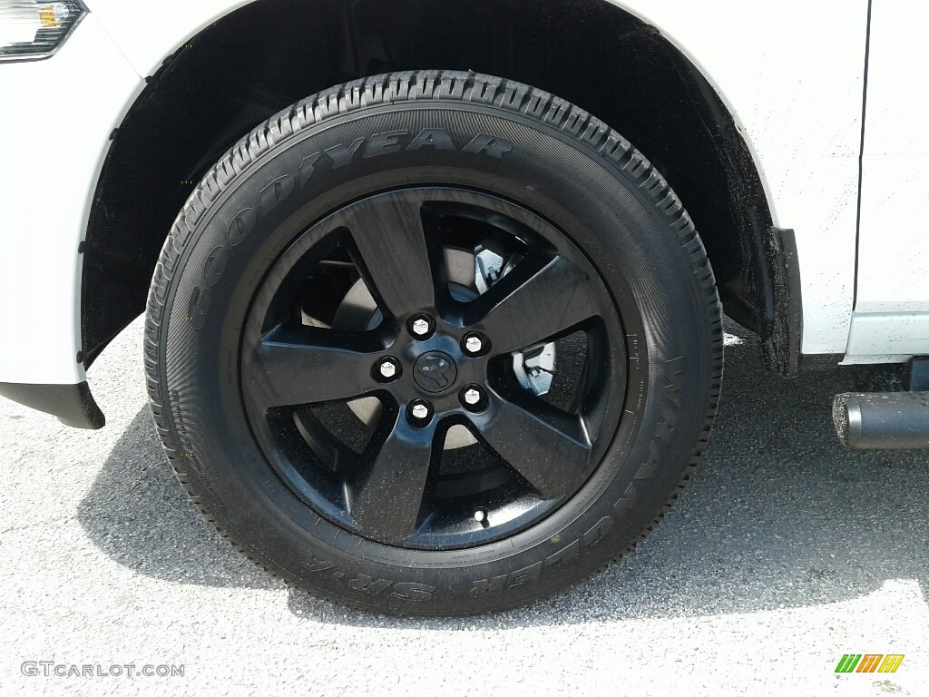 2018 1500 Express Crew Cab - Bright White / Black/Diesel Gray photo #20