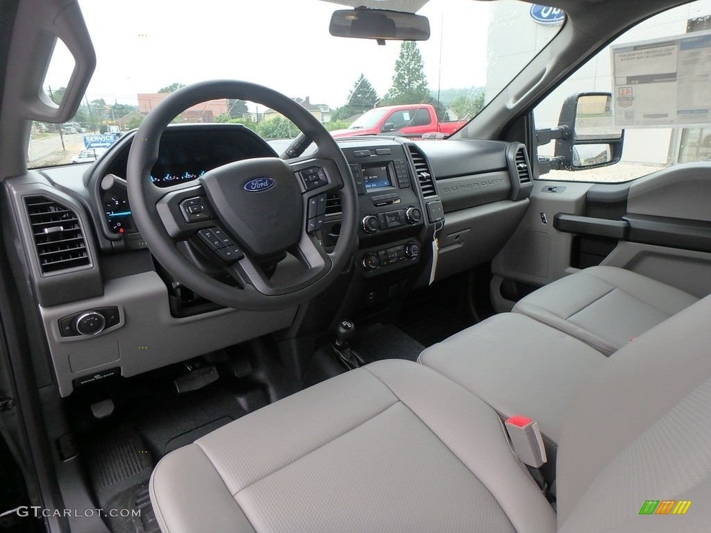 2019 Ford F550 Super Duty XL SuperCab 4x4 Chassis Interior Color Photos