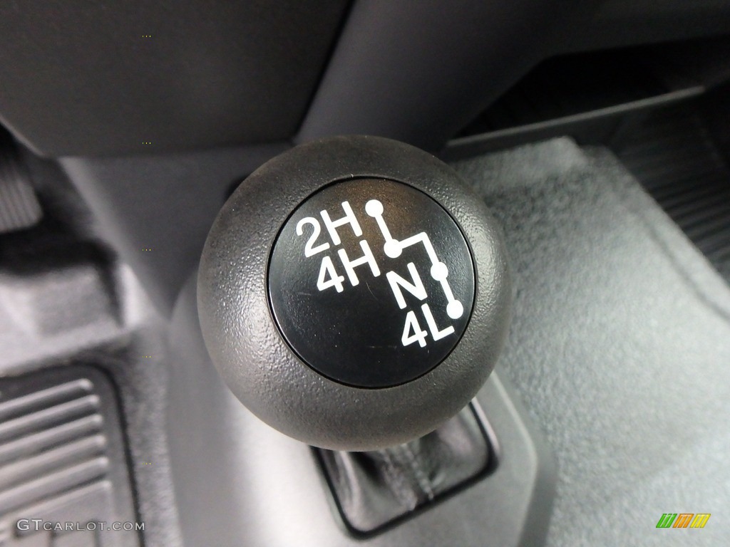 2019 Ford F550 Super Duty XL SuperCab 4x4 Chassis Controls Photo #128468231
