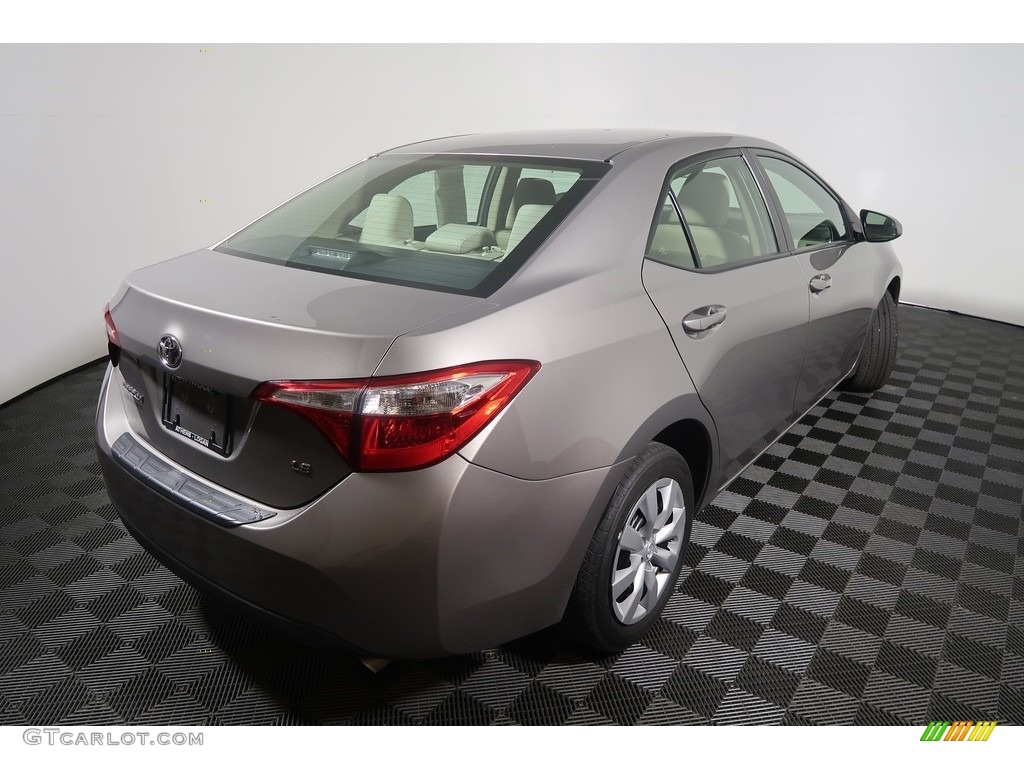 2015 Corolla LE - Brown Sugar Metallic / Ivory photo #12