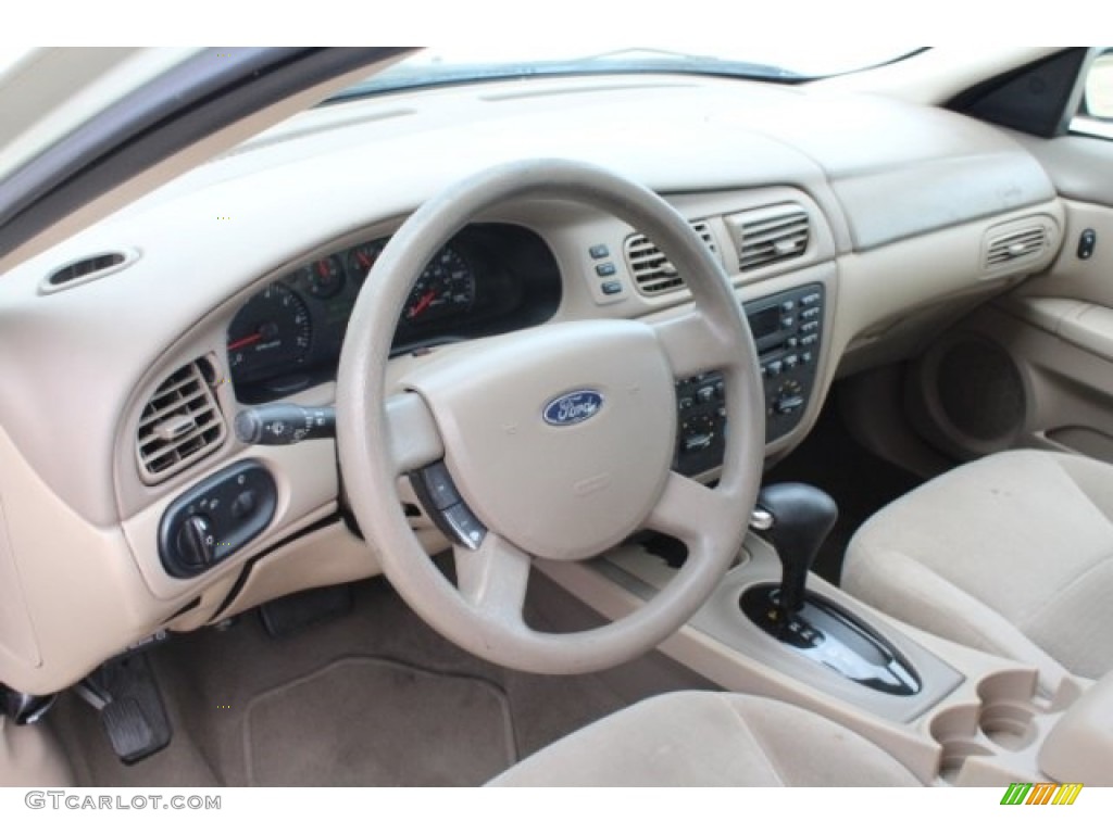2006 Taurus SE - Arizona Beige Metallic / Medium/Dark Pebble Beige photo #13