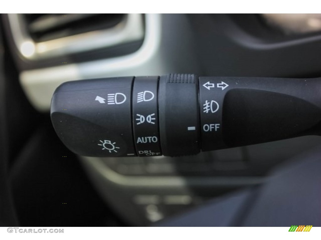 2015 Highlander Limited - Attitude Black Metallic / Black photo #36