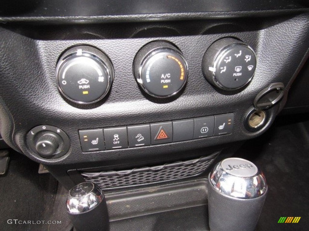 2012 Wrangler Unlimited Sport 4x4 - Crush Orange / Black photo #32