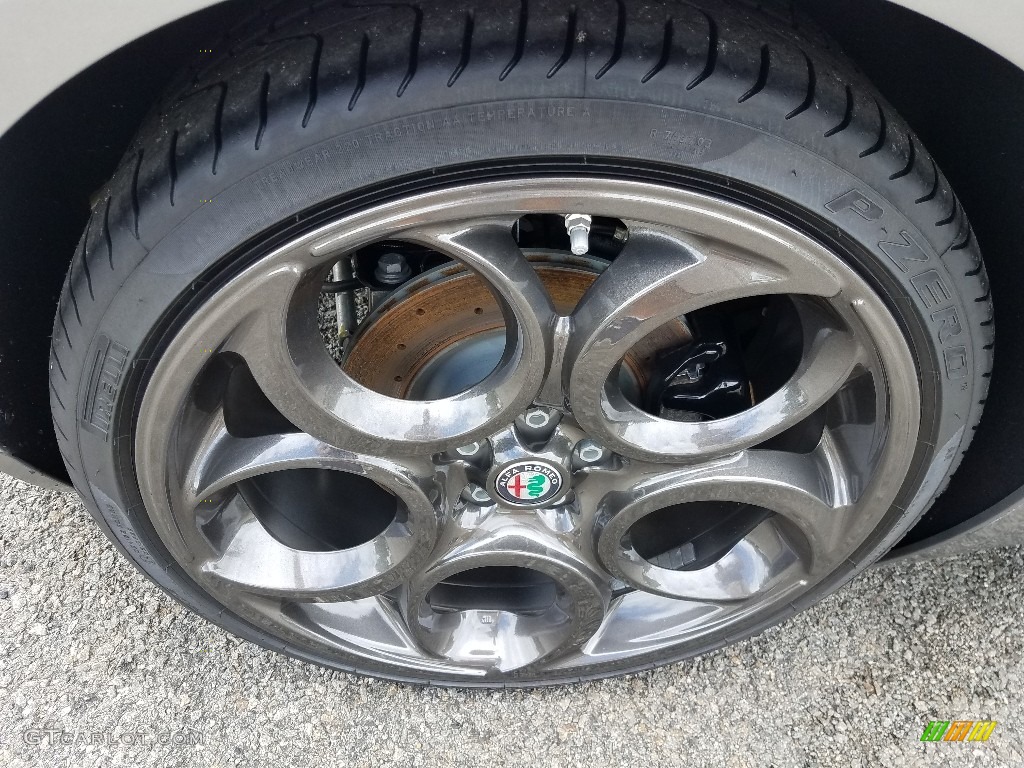 2017 Alfa Romeo 4C Coupe Wheel Photo #128484729