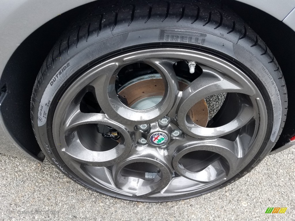 2017 Alfa Romeo 4C Coupe Wheel Photo #128484762
