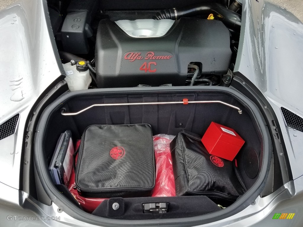 2017 Alfa Romeo 4C Coupe Trunk Photo #128484966