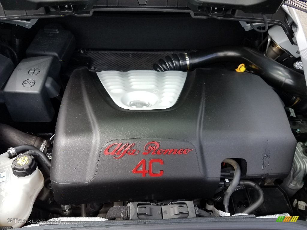 2017 Alfa Romeo 4C Coupe Engine Photos