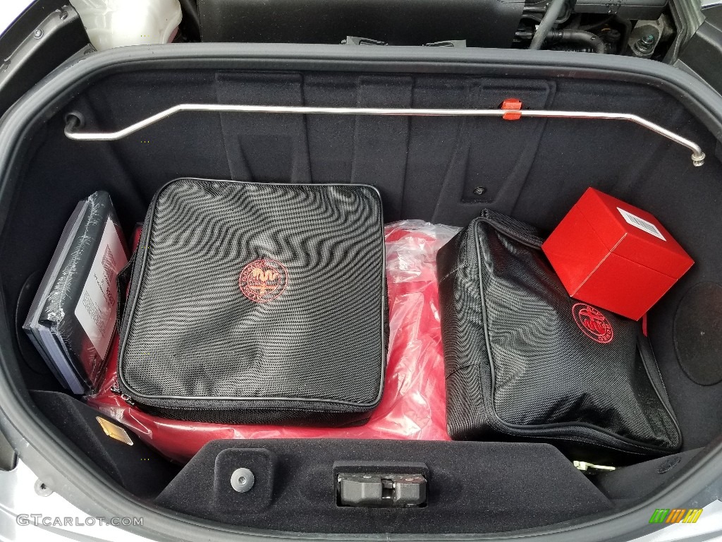 2017 Alfa Romeo 4C Coupe Trunk Photos