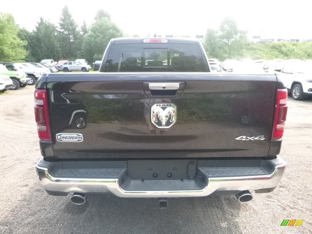 2019 1500 Long Horn Crew Cab 4x4 - Rugged Brown Pearl / Mountain Brown/Light Frost Beige photo #4