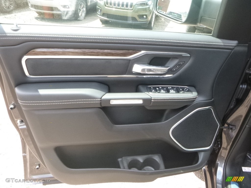 2019 1500 Laramie Crew Cab 4x4 - Granite Crystal Metallic / Black photo #13