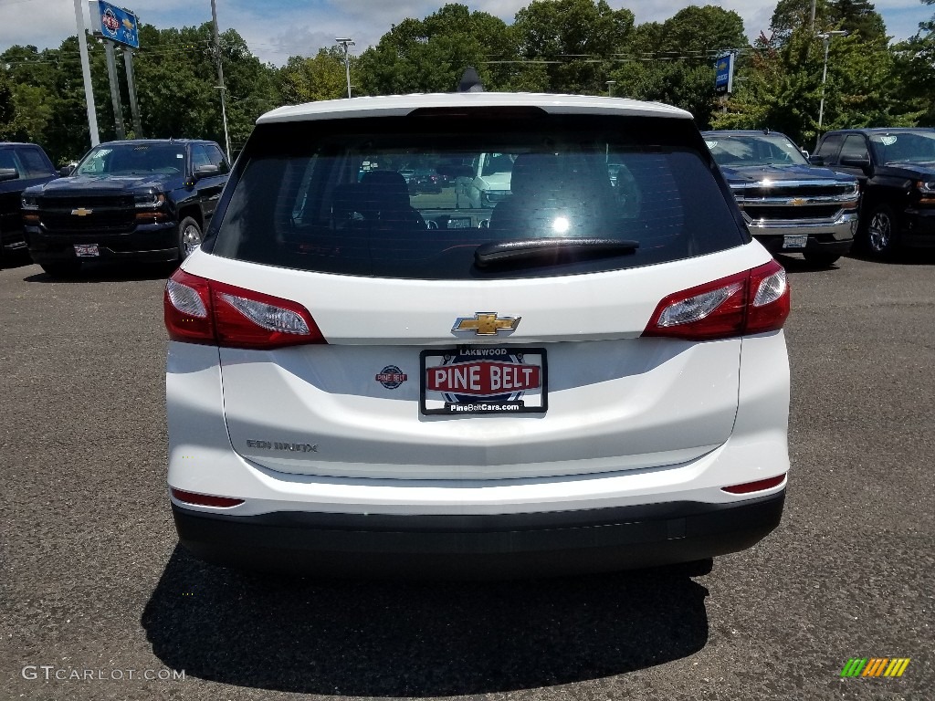 2019 Equinox LS - Summit White / Medium Ash Gray photo #5