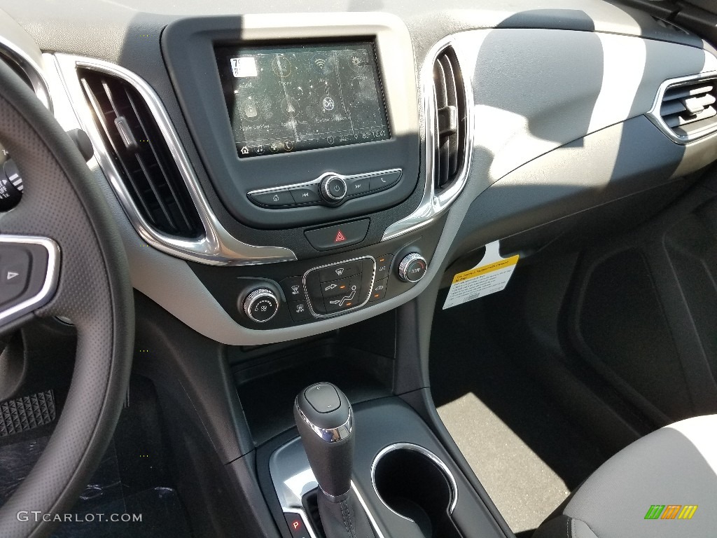 2019 Equinox LS - Summit White / Medium Ash Gray photo #10