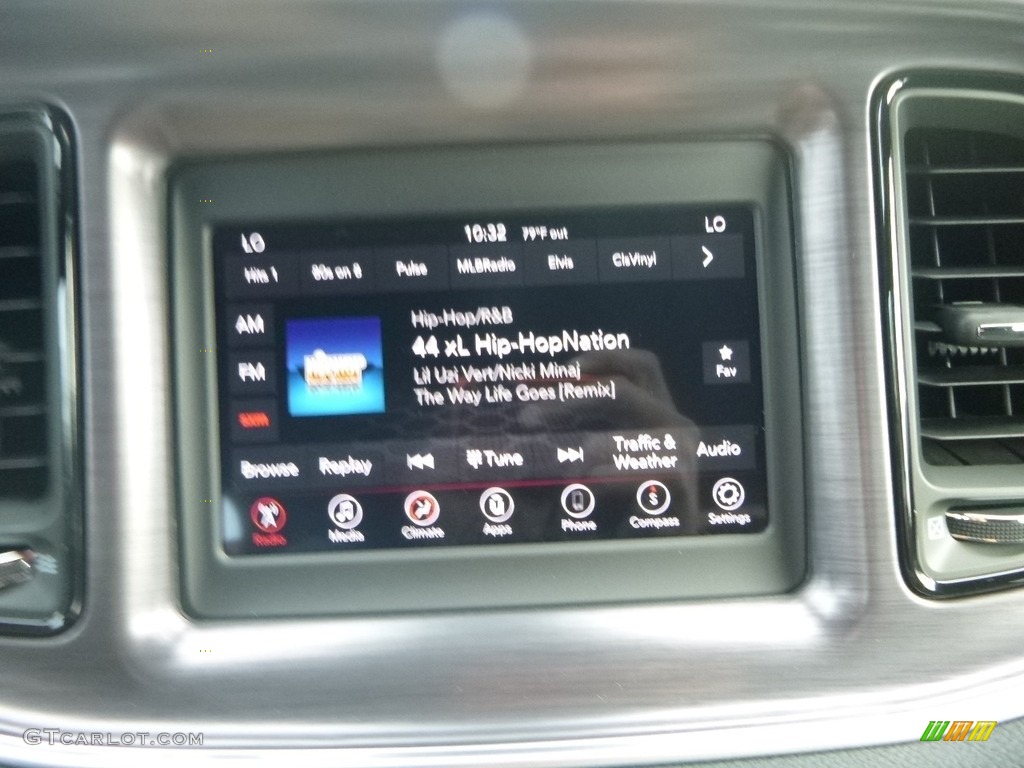 2018 Challenger R/T - Pitch Black / Black photo #17