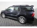 Black - 4Runner SR5 4x4 Photo No. 10