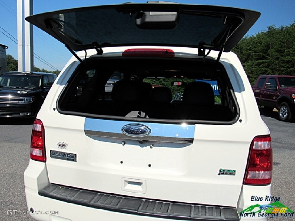 2012 Escape Limited V6 - White Suede / Charcoal Black photo #15