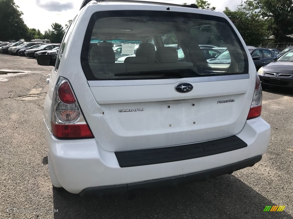 2007 Forester 2.5 X Premium - Aspen White / Graphite Gray photo #5