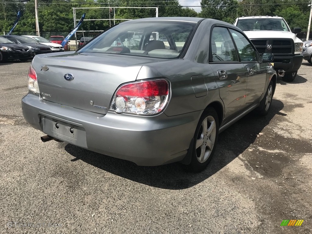 2007 Impreza 2.5i Sedan - Crystal Gray Metallic / Anthracite Black photo #5