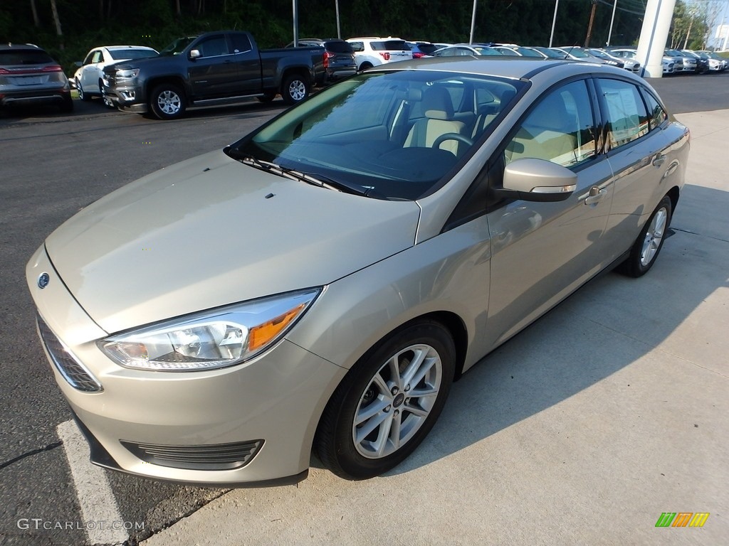 2015 Focus SE Sedan - Tectonic Metallic / Medium Light Stone photo #7