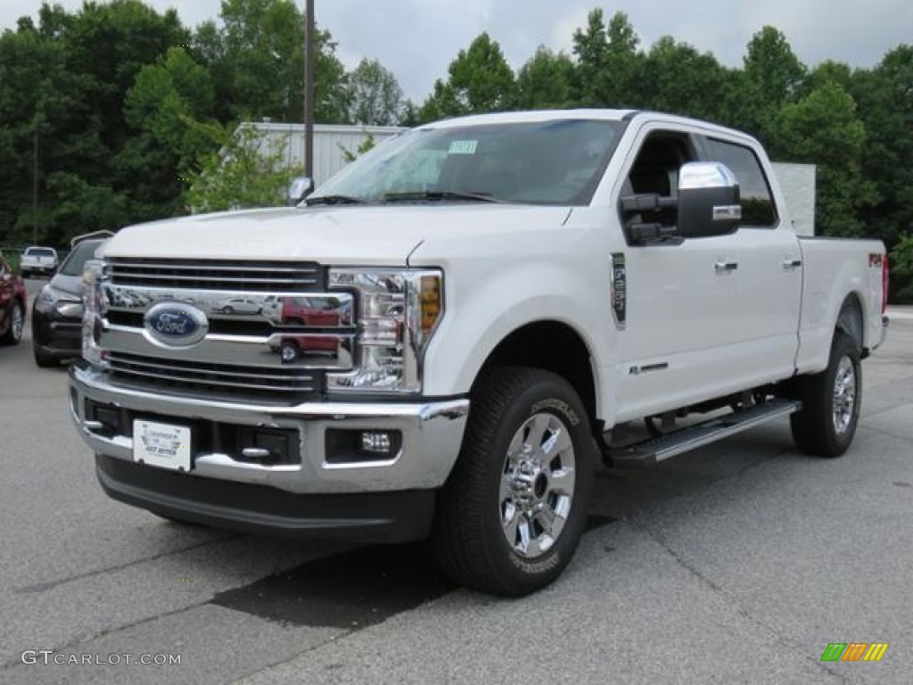 2018 F250 Super Duty Lariat Crew Cab 4x4 - White Platinum Metallic / Black photo #3