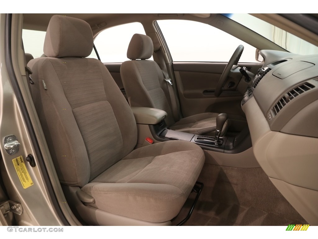 2006 Camry LE - Desert Sand Mica / Taupe photo #15