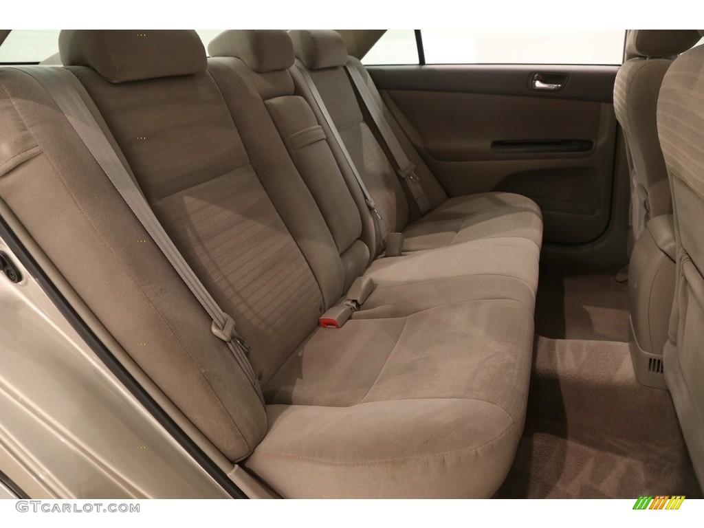 2006 Camry LE - Desert Sand Mica / Taupe photo #16