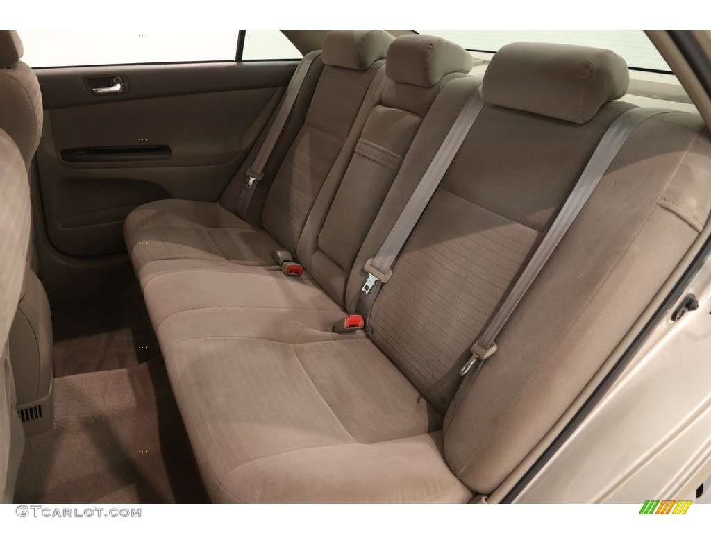 2006 Camry LE - Desert Sand Mica / Taupe photo #17