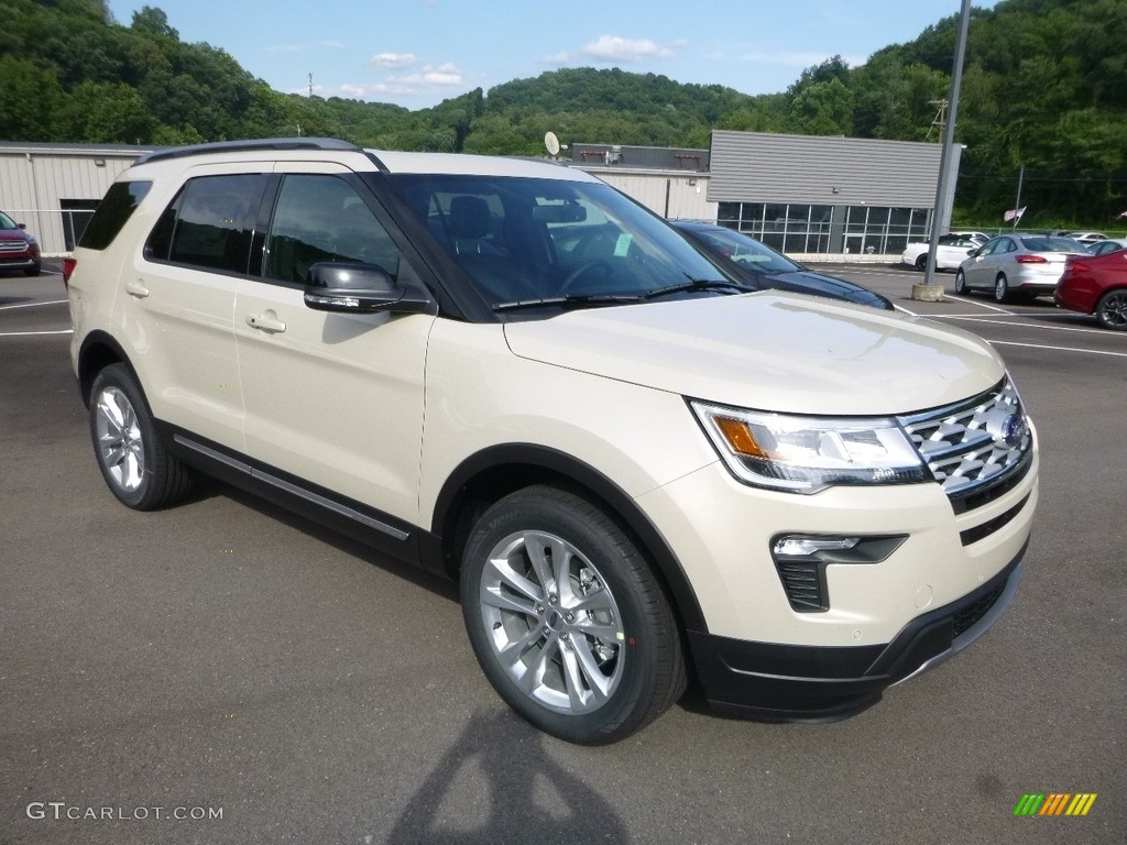 2018 Explorer XLT 4WD - Platinum Dune / Ebony Black photo #3