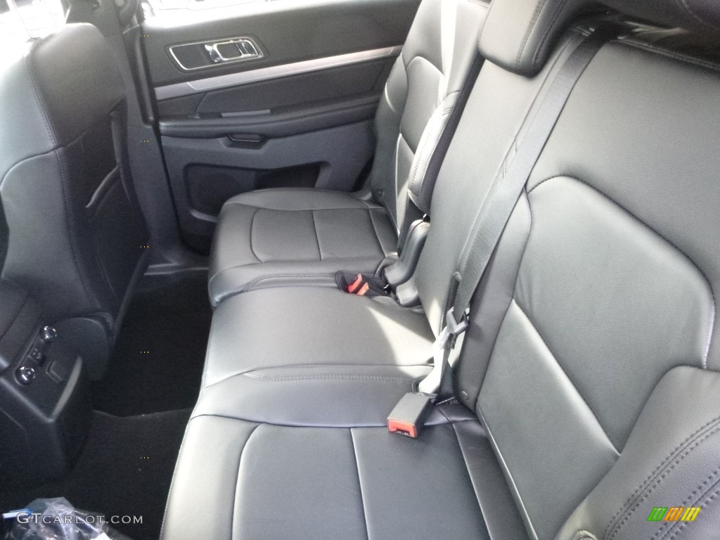 2018 Explorer XLT 4WD - Platinum Dune / Ebony Black photo #8