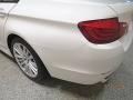 Alpine White - 5 Series 550i xDrive Sedan Photo No. 6