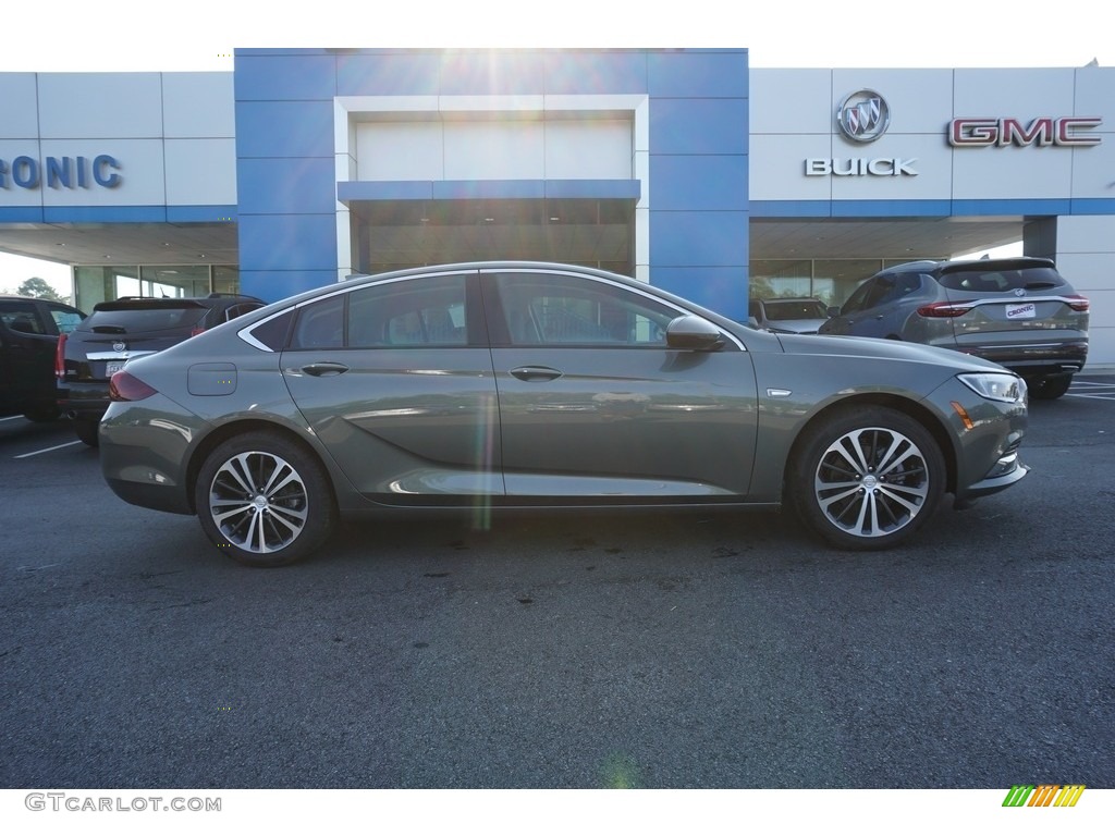 2018 Regal Sportback Preferred - Smoked Pearl Metallic / Ebony photo #11