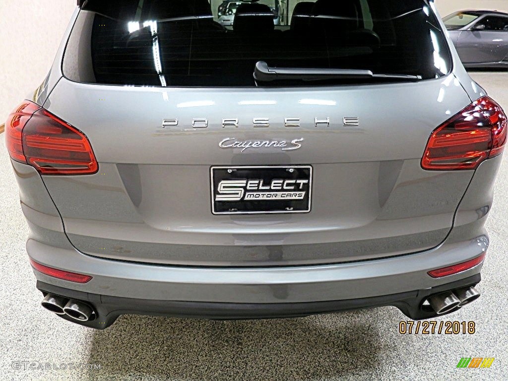 2017 Cayenne S - Palladium Metallic / Black photo #5