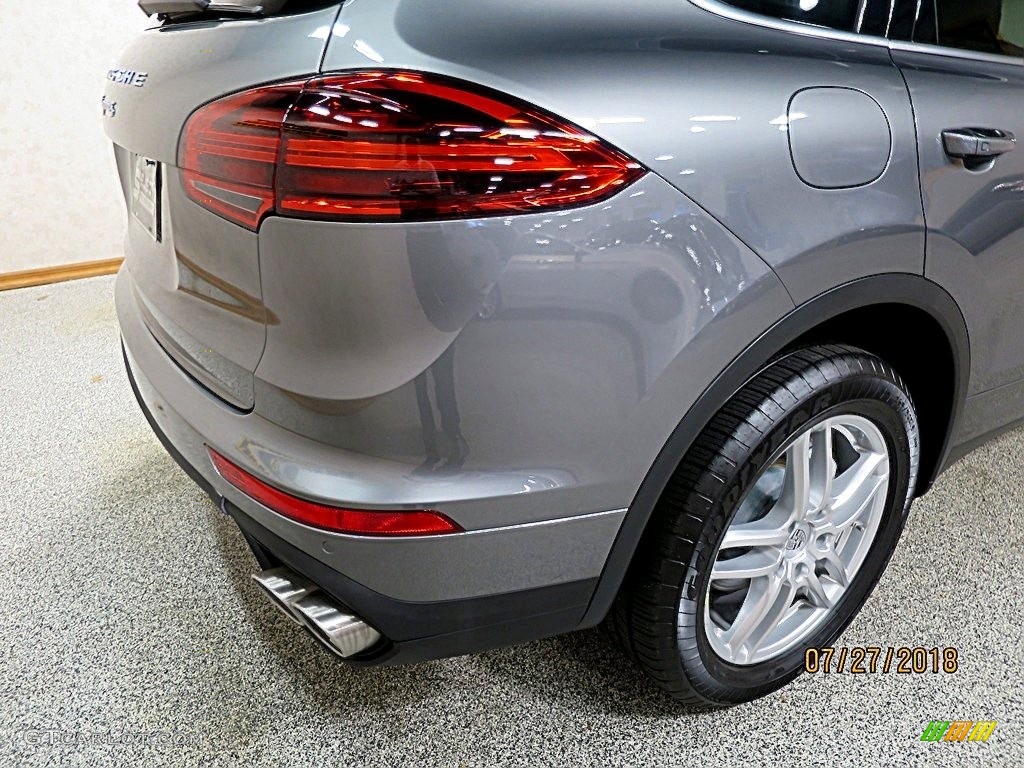 2017 Cayenne S - Palladium Metallic / Black photo #10