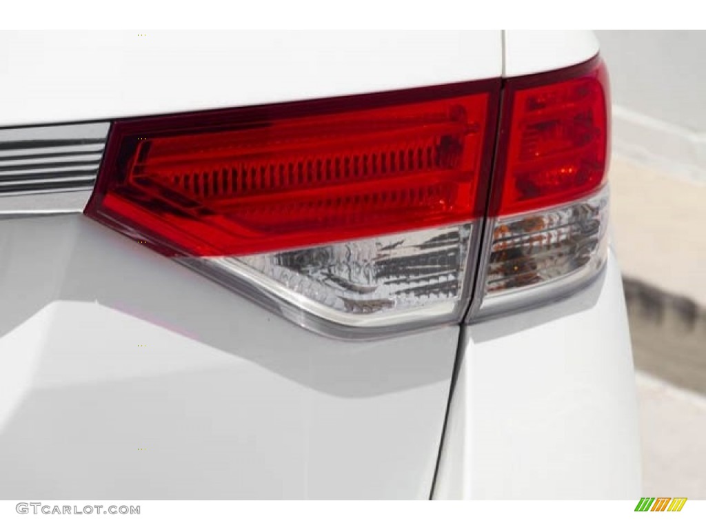 2015 Odyssey EX-L - White Diamond Pearl / Gray photo #12