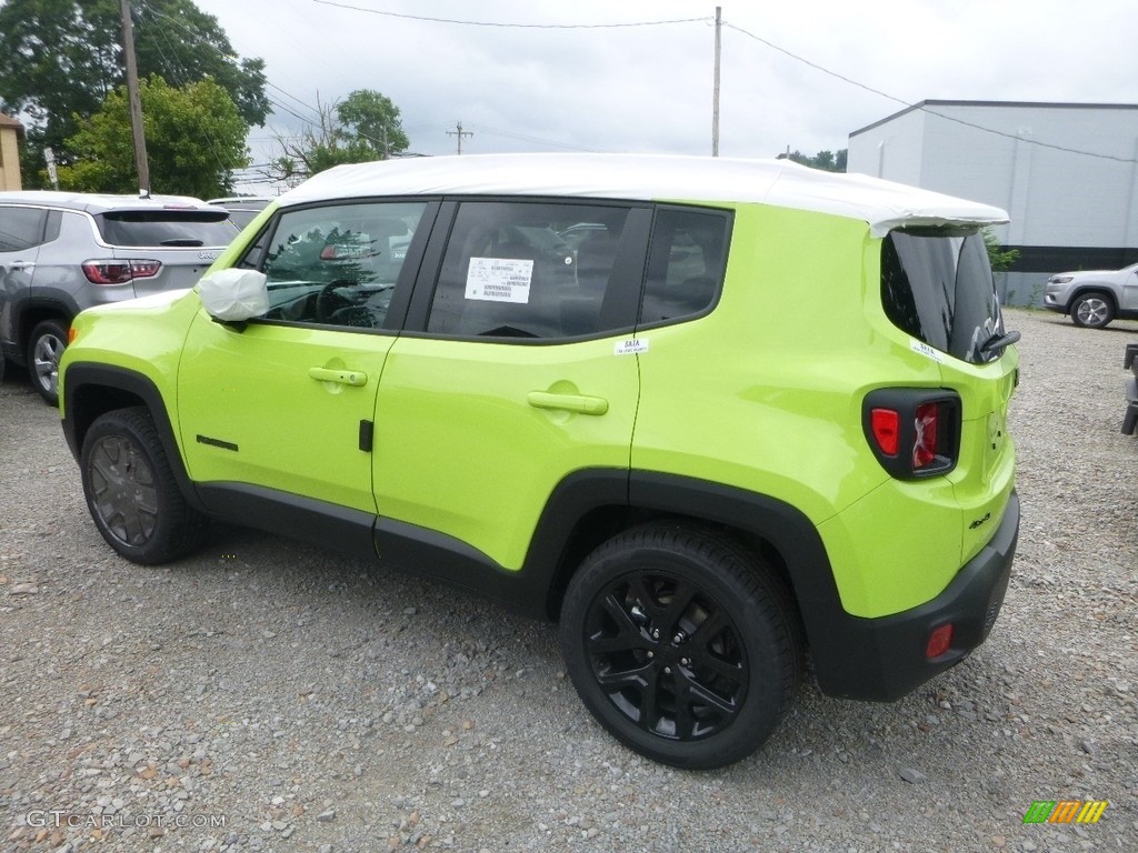 2018 Renegade Latitude 4x4 - Hypergreen / Black photo #4