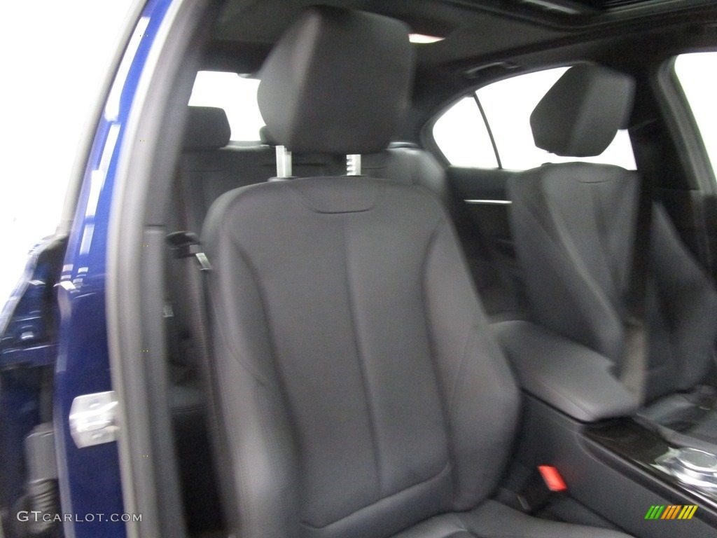 2018 3 Series 330i xDrive Sedan - Mediterranean Blue Metallic / Black photo #16