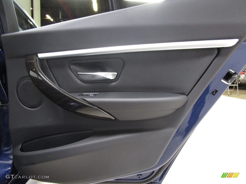 2018 3 Series 330i xDrive Sedan - Mediterranean Blue Metallic / Black photo #18