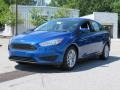 Lightning Blue - Focus SE Sedan Photo No. 3