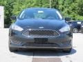 Shadow Black - Focus SE Sedan Photo No. 2