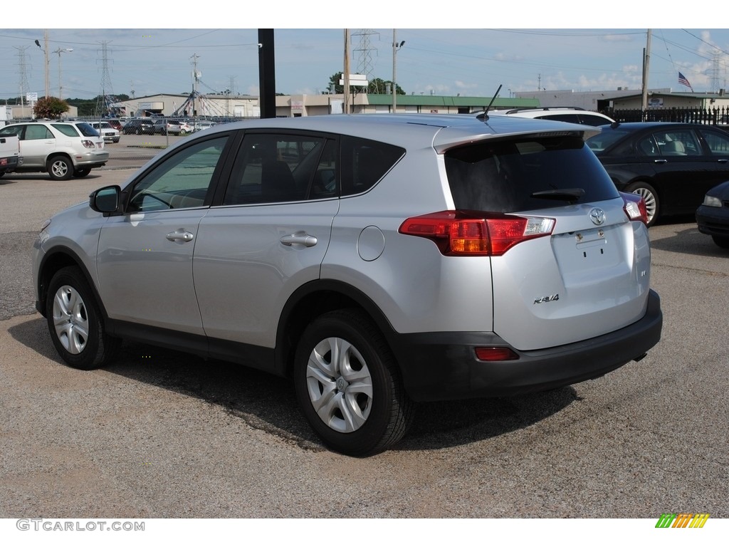 2014 RAV4 LE - Classic Silver Metallic / Ash photo #3