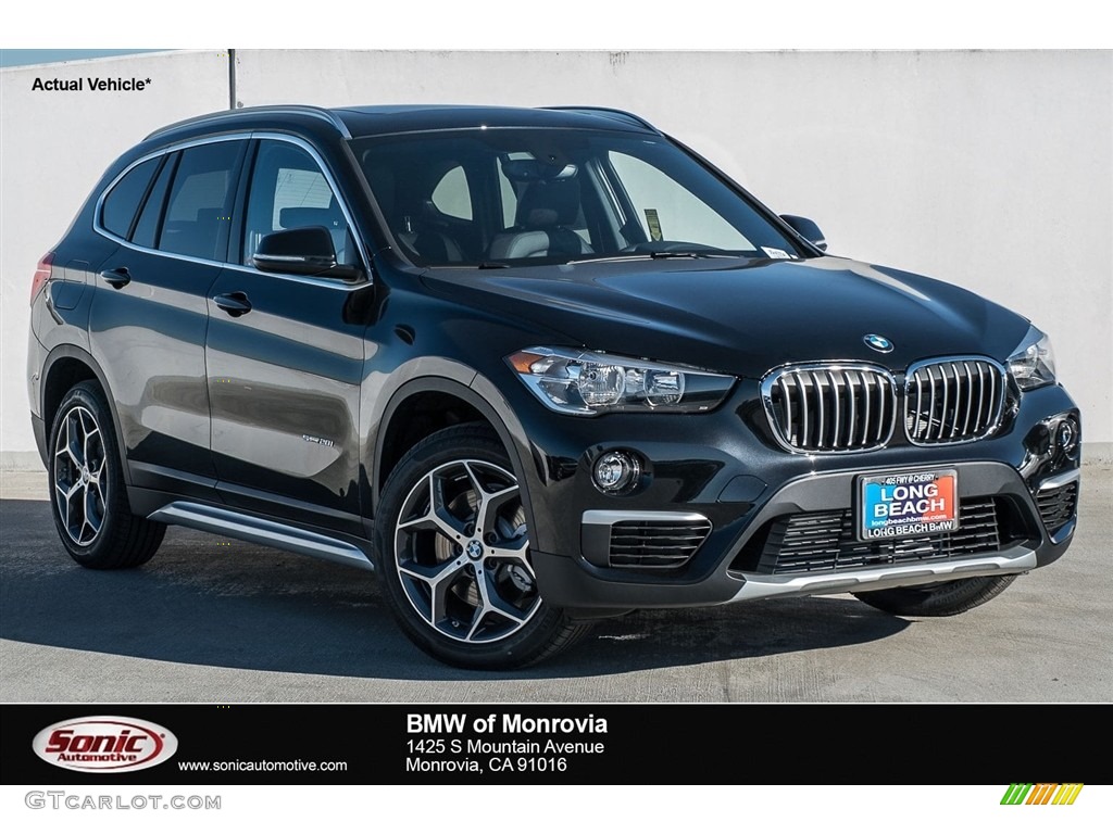 2018 X1 sDrive28i - Black Sapphire Metallic / Black photo #1