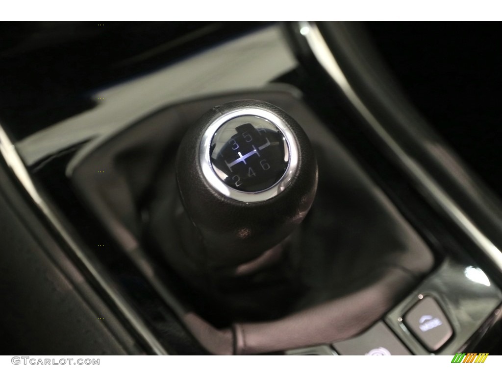 2016 Cadillac ATS Sedan Transmission Photos