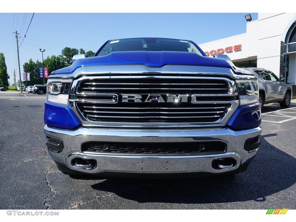 2019 1500 Laramie Crew Cab 4x4 - Blue Streak Pearl / Black photo #2