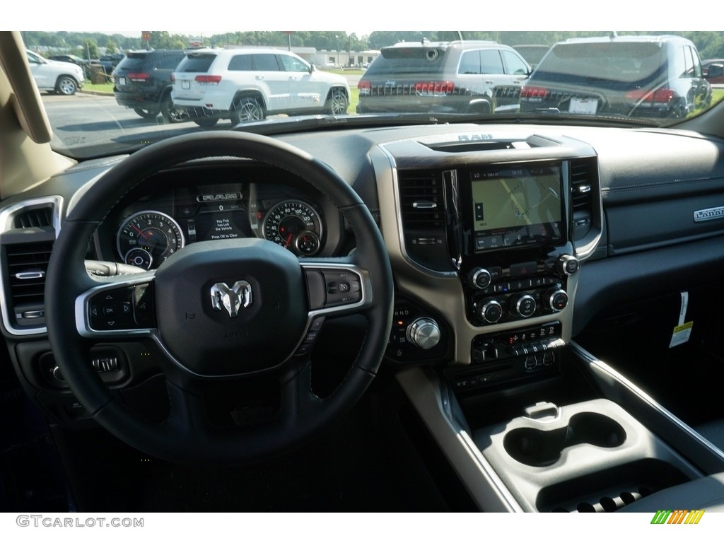 2019 1500 Laramie Crew Cab 4x4 - Blue Streak Pearl / Black photo #5