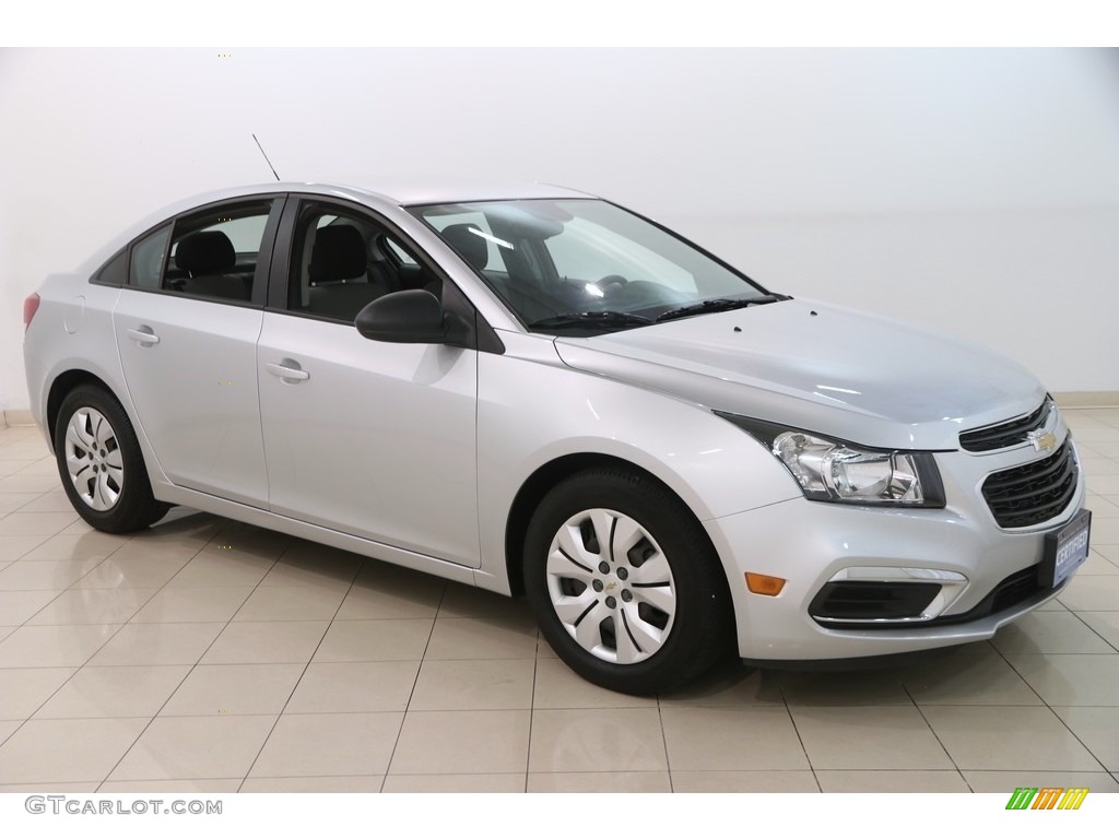 2015 Cruze LS - Silver Ice Metallic / Jet Black/Medium Titanium photo #1