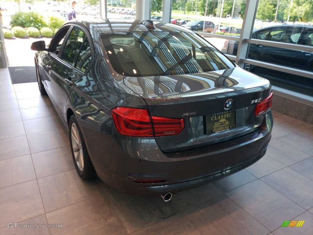 2018 3 Series 320i xDrive Sedan - Mineral Grey Metallic / Black photo #2